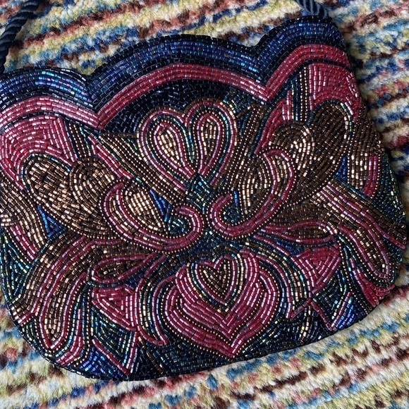 Beaded formal purse - Picture 2 of 8